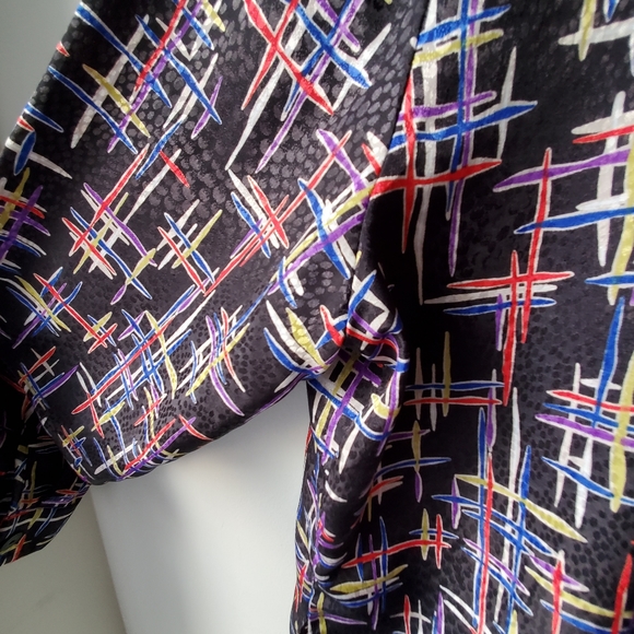 90s Vintage Satin Button Up Blouse - Picture 5 of 12